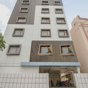 Vijayawāda Super Capital O V Hotel Exterior photo