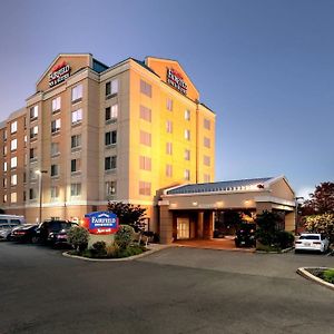 אבנל Fairfield Inn & Suites Woodbridge Exterior photo