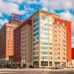 מלון Courtyard Peoria Downtown Exterior photo