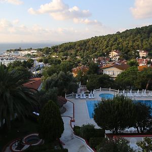 הייבליאדה Merit Halki Palace Hotel Exterior photo