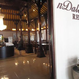 Surakarta  D'Green Kayon Airport Hotel Exterior photo