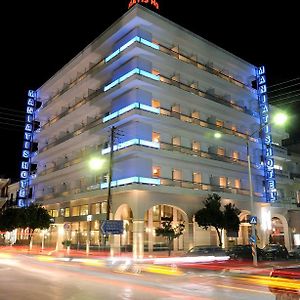 ספארטי Maniatis Hotel Exterior photo