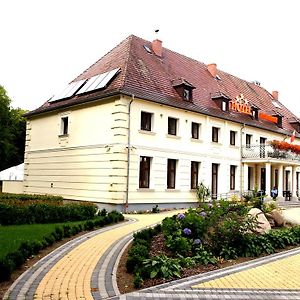 Łobez Hotel Swietoborzec Exterior photo