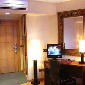 ארנדה דה דוארו Hotel Tres Condes Room photo