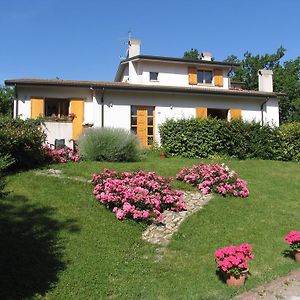 לינה וארוחת בוקר סאן מרינו La Casa Dei Boschi Exterior photo