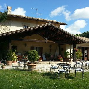 הוילה Poggio San Lorenzo Agriturismo Santa Giusta Exterior photo