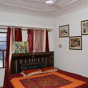ביקאנר Karina Art Home Stay 50 Meters From Rampuria Haveli Exterior photo
