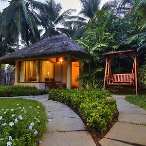 Pollāchi Coco Lagoon By Great Mount Exterior photo