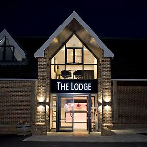 אפסום The Lodge At Kingswood Exterior photo