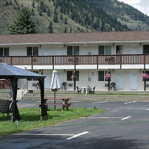 Keremeos Elks Motel Exterior photo