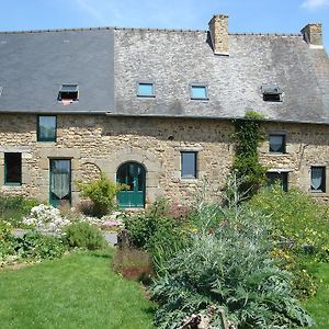 הוילה Saint-Germain-en-Coglès Le Petit Courtoux Room photo