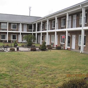 Elkin Elk Inn Motel Exterior photo