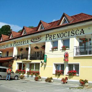 מלון Litija Gostilna In Pizzeria Kovac Exterior photo