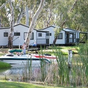 מלון Cohuna Waterfront Holiday Park Exterior photo