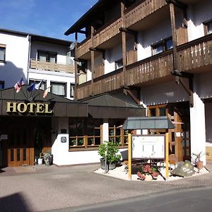 אלספלד Hotel-Restaurant Zum Schwalbennest Exterior photo