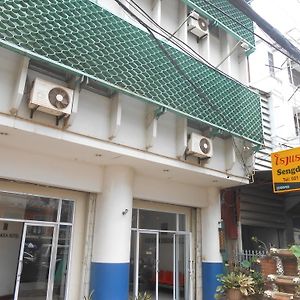 Ban Nongdouang Sengdara Hotel Exterior photo
