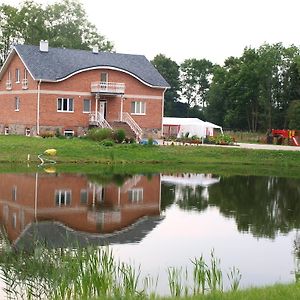 Šenheida Guest House Kalnu Pupoli Exterior photo