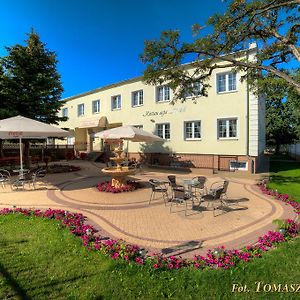 Świdnik Hotel Kaprys Exterior photo