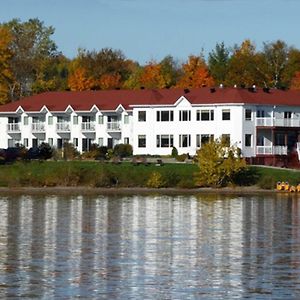 Saint-Ferdinand Manoir Du Lac William Room photo