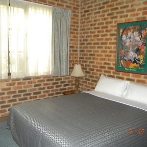 במוטל קרנבורן Mahogany Park Room photo