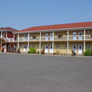 קמורסקה Motel Des Mariniers Exterior photo