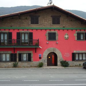 Olave Hotel Ibaiondo Exterior photo