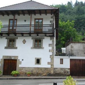 דירות Izalzu Casa Rural Janet Exterior photo