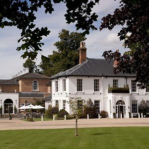 ניומרקט Bedford Lodge Hotel & Spa Exterior photo