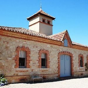 לינה וארוחת בוקר Auvillar Le Farat Bed & Breakfast Exterior photo