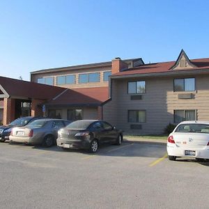 Elk Horn Tivoli Inn And Suites Exterior photo