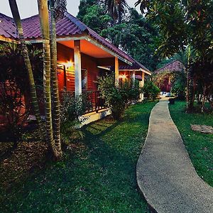 קאו לק Krathom Khaolak Resort Exterior photo