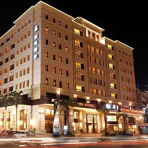 טאינאן Justwin Grand Hotel Exterior photo