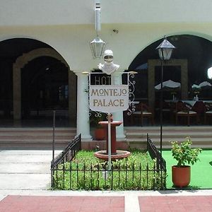 מרידה Hotel Montejo Palace Exterior photo