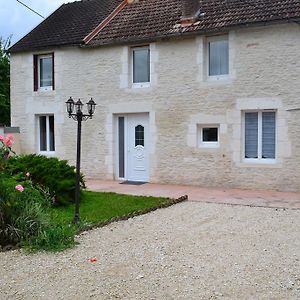 Les Riceys La Villa De Jeanne Exterior photo