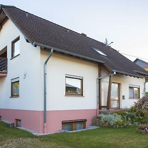 מלון קונז Haus Elfriede Exterior photo