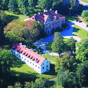 Lezno Palace Exterior photo