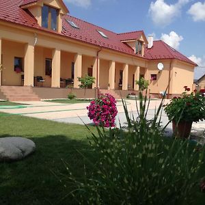 מלון Vila Maria Rapovce Exterior photo