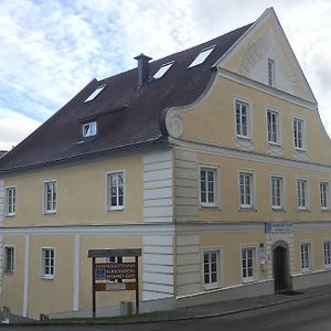 מלון Jugendgaestehaus אולריכסברג Exterior photo