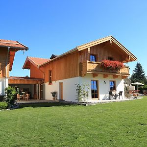 מלון ווייארן Pension Schweizerhaus Garni Exterior photo