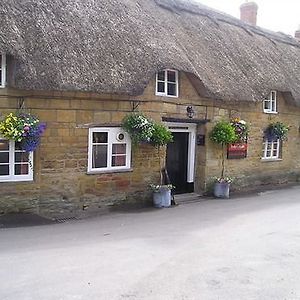 מלון יאוביל The Masons Arms Exterior photo