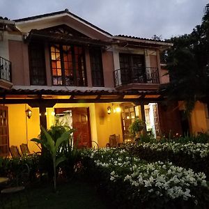 מנאגווה Hotel Boutique Villa Maya Exterior photo