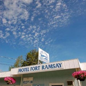 Gaspé Motel & Camping Fort Ramsay Exterior photo