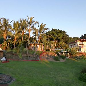 Kalaoa Banyan Tree Sanctuary Guest House Exterior photo