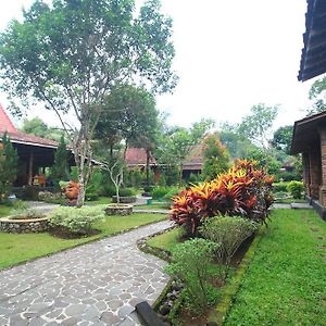 מגלאנג Graharu Boutique Hotel And Spa Borobudur Exterior photo