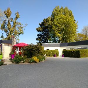 הוילה קולוויל-סור-מר Gite Le Clos Des Pins Exterior photo