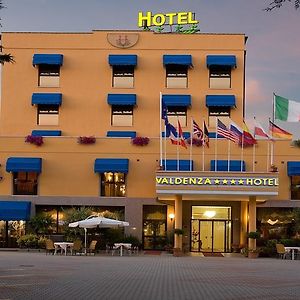 Campegine Valdenza Hotel Exterior photo