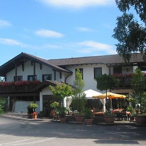 Newel Restaurant Landgasthof Zum Wiesengrund Exterior photo