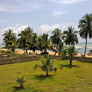 Elmina Afiki Resort Exterior photo