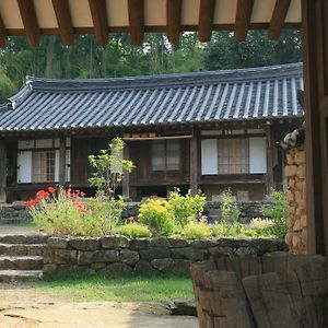 מלון Boseong Yi Jin-Rae'S Historic House Exterior photo