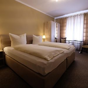 רנדסבורג Hotel Gruener Kranz Room photo